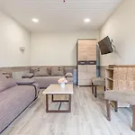 Dvi Sesutes Apartment Palanga