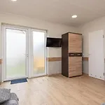 Dvi Sesutes Apartment
