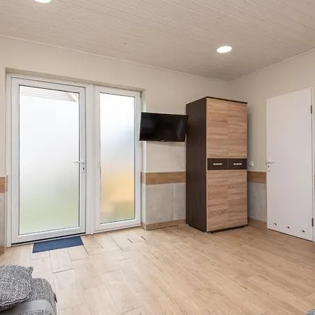 Dvi Sesutes Apartment
