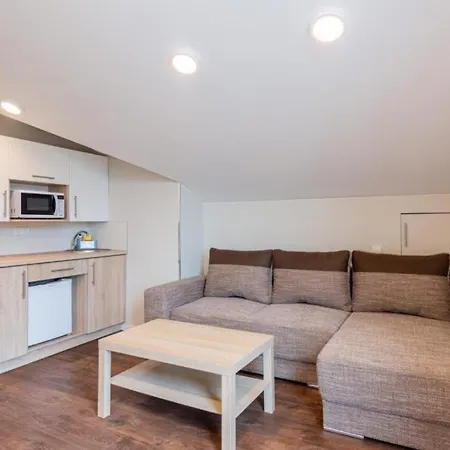 Dvi Sesutes * Паланга