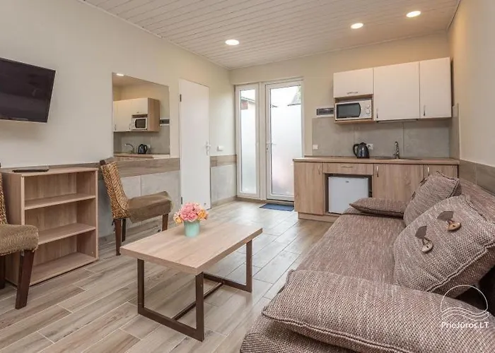 Dvi Sesutes דירה