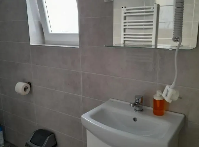Appartement Dvi Sesutes Palanga